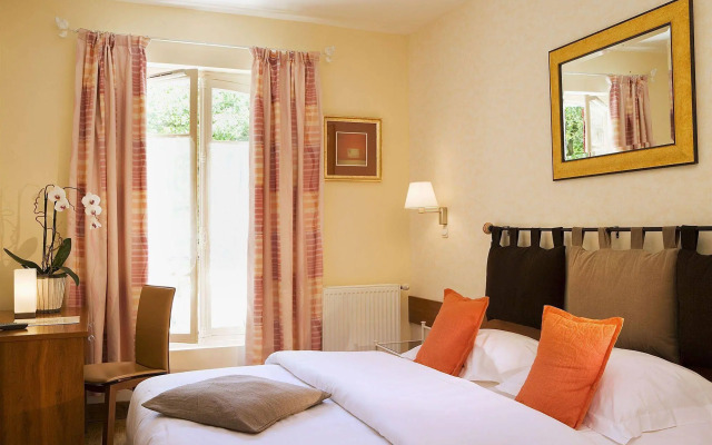 Hostellerie Du Lys - Hôtel & Restaurant