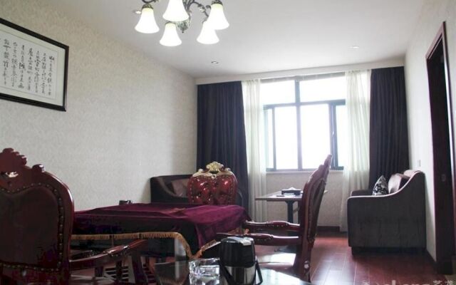 Hangzhou Yirong Hotel