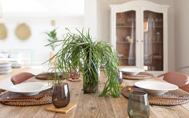 Ereza White Homes