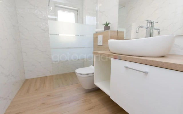 Penthouse With Panoramic View Ally