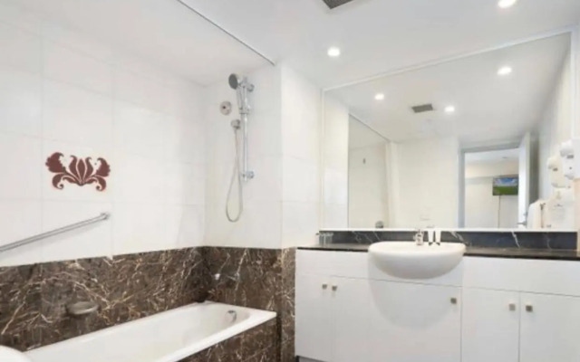 Seasons Darling Harbour Sydney Apartments