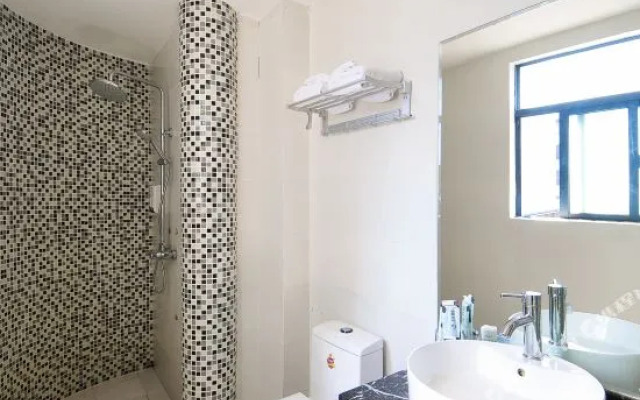 Haiheju Hotel (Beihai Beibuwan Square Old Street)