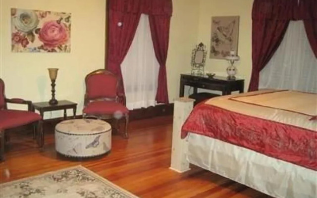 Walton Manor Inn Bed & Breakfast