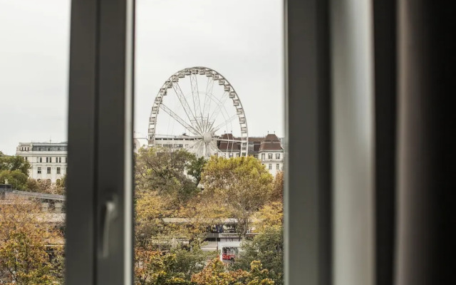 Budapest Eye Luxury Suites