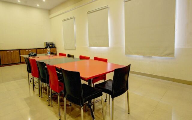 Treebo Hiland Suites