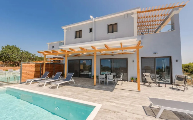 Alonaki Apartments