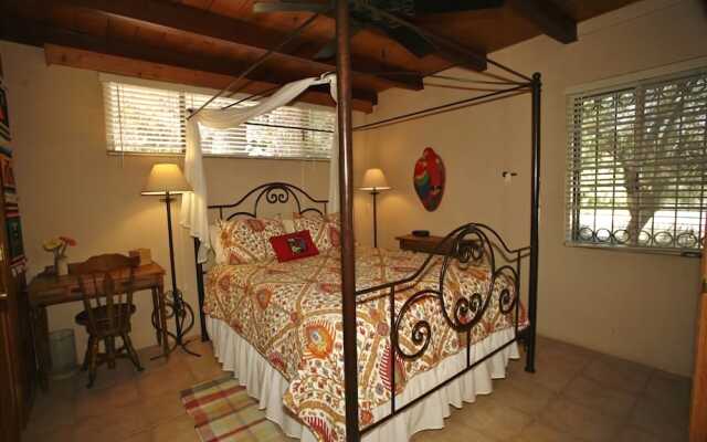 Sam Hughes Inn Bed and Breakfast
