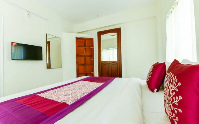 OYO 11328 Hotel Chandrika Residency