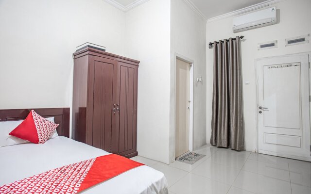 Hotel O Almahyra Guest House Syariah