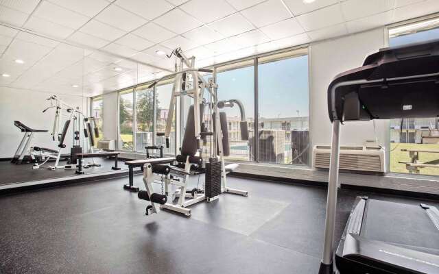 Quality Inn & Suites University Area
