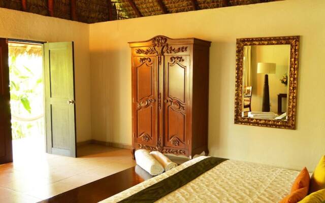 El Pistache Couples Boutique Hotel