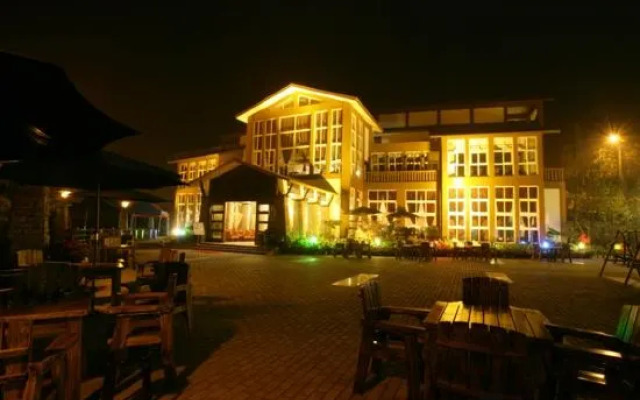 Qingfeng Gorge Resort Hotel