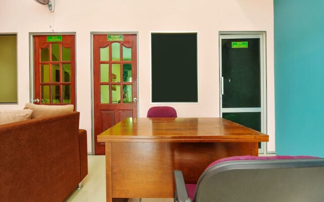 SPOT ON 90163 Kpfb Roomstay 2 - Hostel