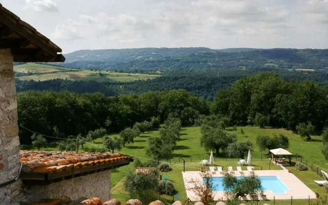 Casale in Teverina