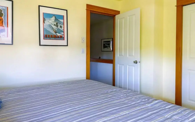 Seattle Vacation Home: The Chalet