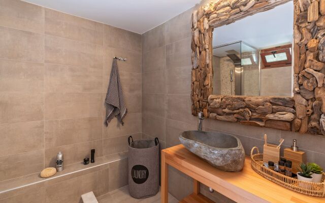 Kattavia Villas & Houses