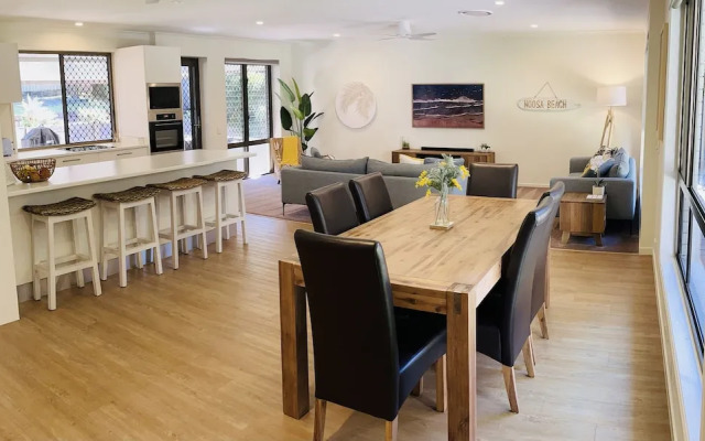 Noosa Heads Endless Summer Beach Retreat