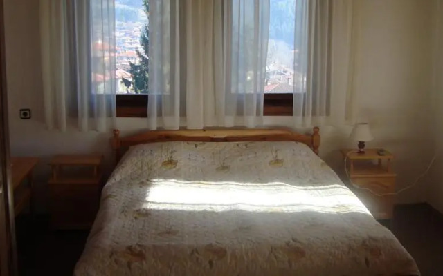 Guest House Roden Dom