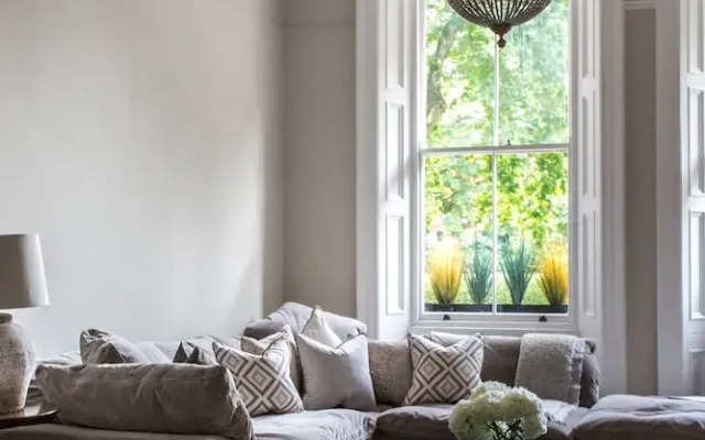 Nevern Square VIII by onefinestay