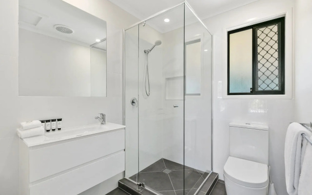 Noosa Lakes Resort