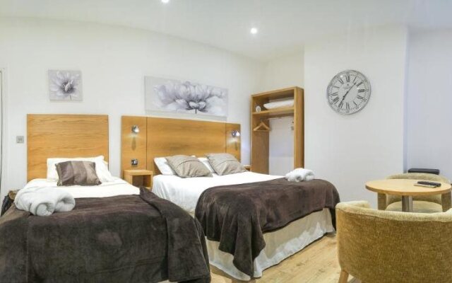 Tunnard House