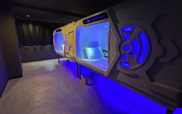 Hotel Galaxy Pod