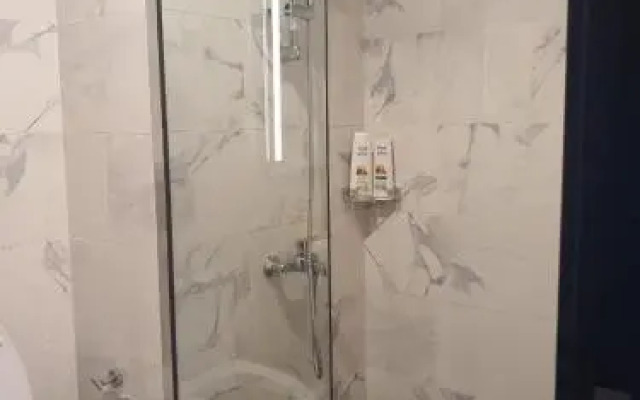 Cozy 1-bedroom apartment in Dubai South with Pool