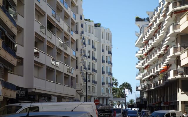 Welcome to Cannes - Latour Maubourg 3