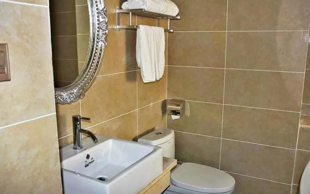 Mingjia Holiday Hotel