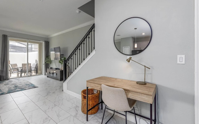 Tvpm-4263pd/sl 5 Bedroom Townhouse by RedAwning