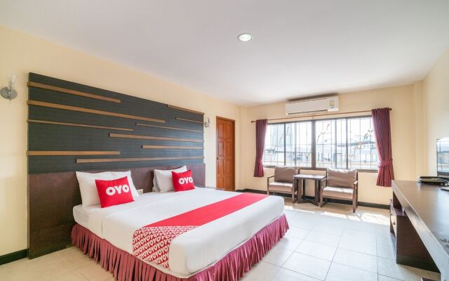 OYO 882 The Moonlight Serviced Apartment