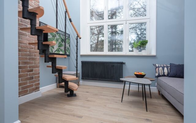 Wawel Apartments - Riverside Castle