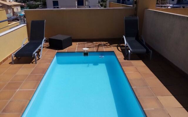 Spacious Holiday Home in Oliva With Swimming Pool