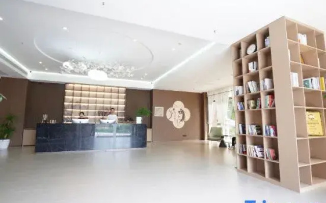 Xiushui Impression SCHOLARS HOTEL·SELECT (Huaqiao Jishan Subway Station)