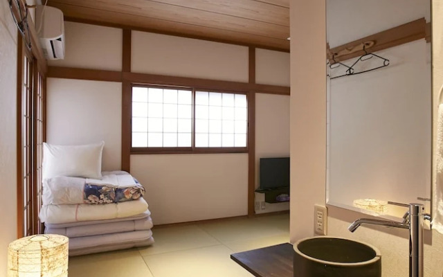 OYO Ryokan e-stay Kyoto Rokujo