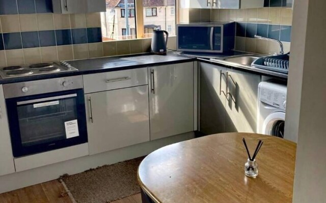 Stylish Luton Apartment With Wi-fi & Free Parking