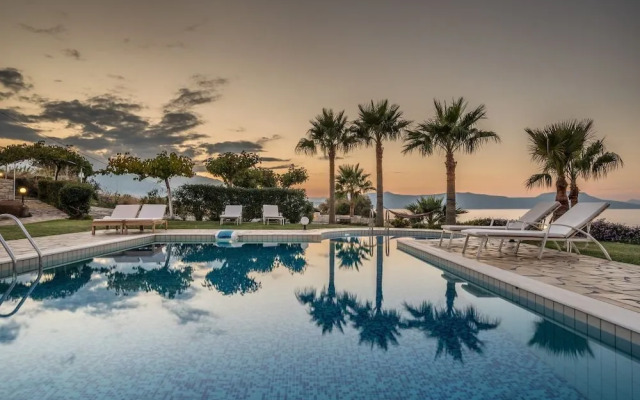 Aneria Suites