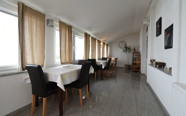 Guesthouse Ikar Zagreb Airport