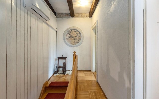 Nice Home in Crikvenica With Wifi and 3 Bedrooms