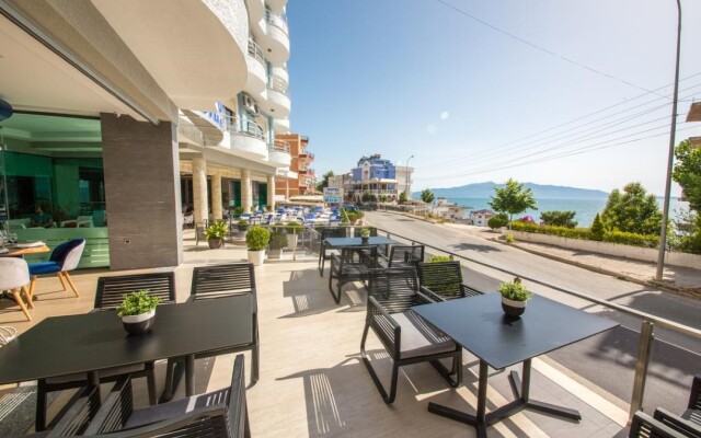 Hotel Blue Sky