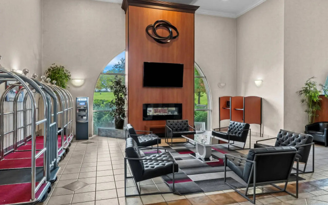 Ramada by Wyndham SeaTac Airport