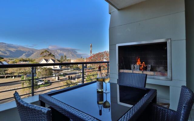 Whale Coast All-Suite-Hotel