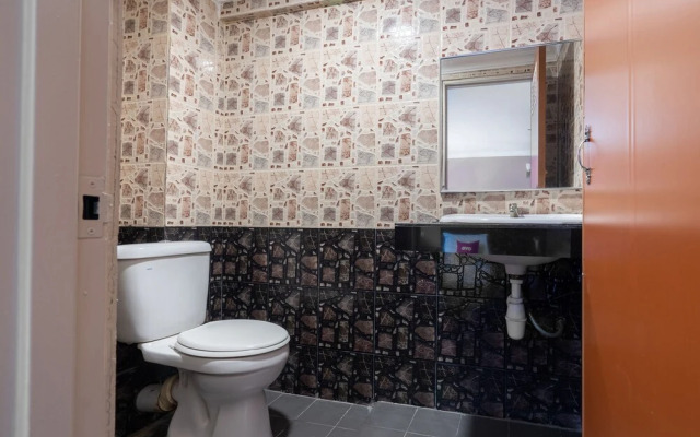 Oyo 89844 Green Villa Hotel