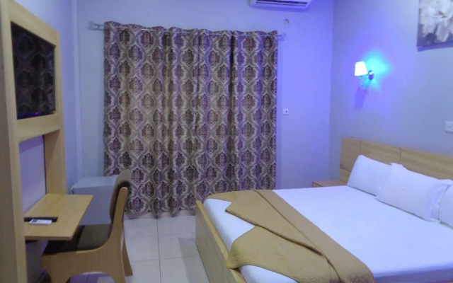 Queensland Hotel