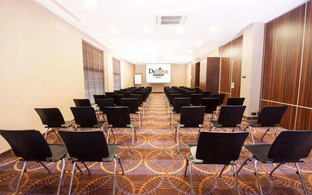 DeSilva Premium Opole