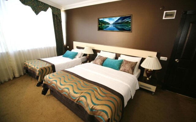 Cevik Palace Otel