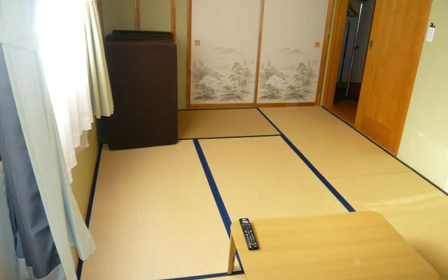 Karuizawa Guest House Dorakuso - Hostel