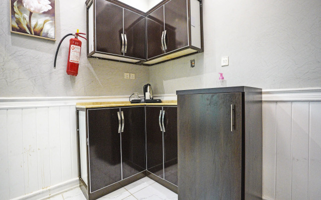 Oyo 649 Al Thuraya Palace Apartments