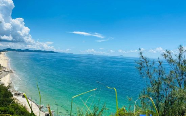 Lantian Weekend Vacation Homestay (Yangjiang Hailing Island Poly Silver Beach)