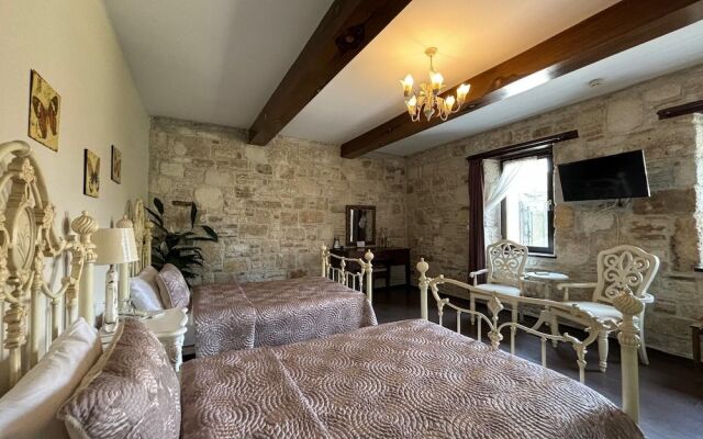 Griffon Boutique Hotel - Boutique Class